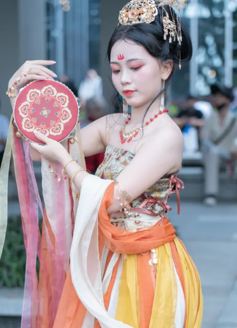我为汉服狂封面