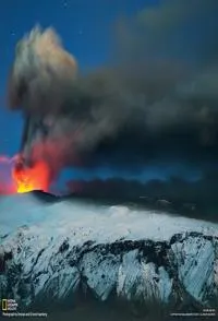 冰岛火山爆发封面
